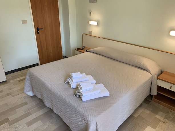 Imagen de la habitación del Hotel Levante, Riccione. Foto 20