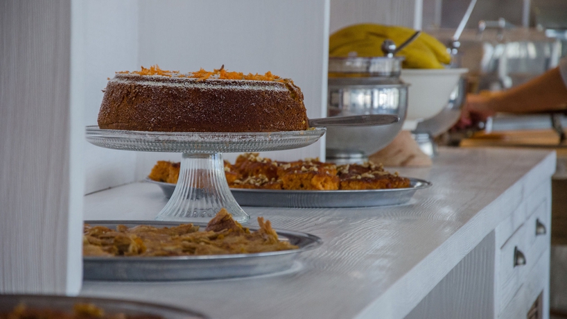 Imagen del bar/restaurante del Hotel Levantes Ios Boutique. Foto 2