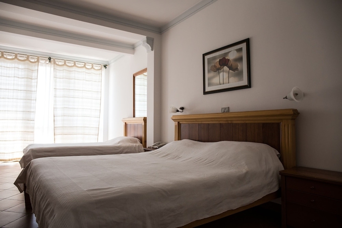Imagen de la habitación del Hotel Levantin Inn. Foto 8