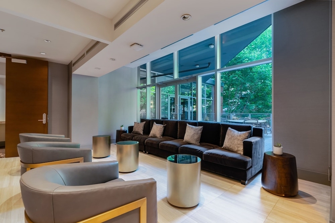 Imagen de los interiores del Hotel Level Vancouver - Yaletown Seymour. Foto 19