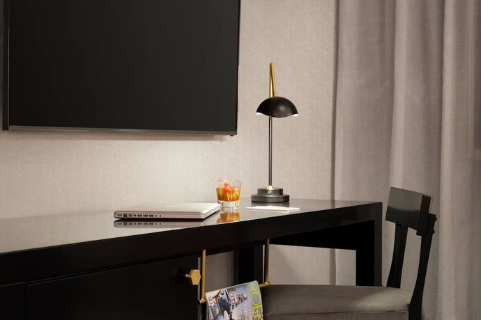 Imagen de la habitación del Hotel Leveque, Autograph Collection. Foto 9