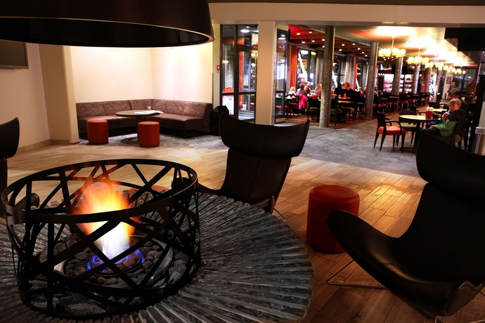 Imagen de los interiores del Hotel Levi Spa. Foto 7