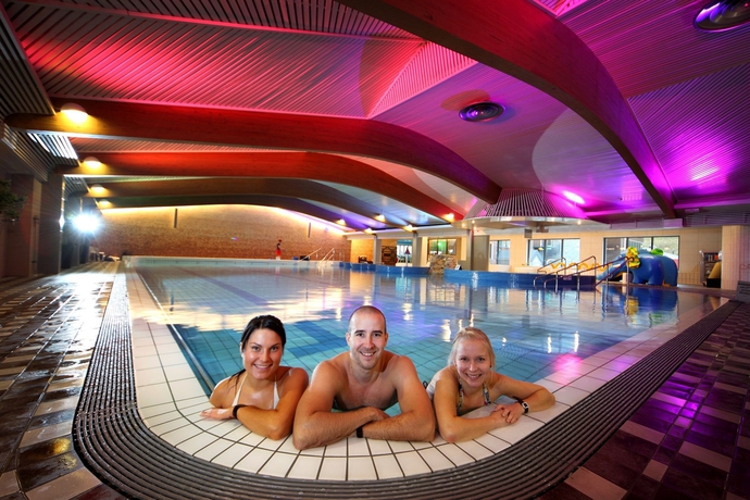 Imagen de la piscina del Hotel Levi Spa. Foto 9