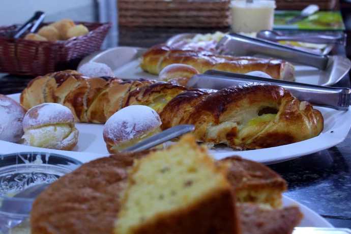 Imagen del bar/restaurante del Hotel Leviv Praia. Foto 4