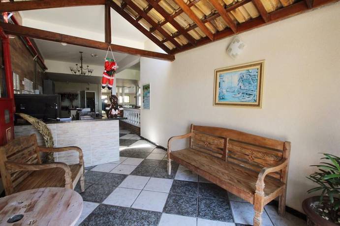 Imagen de los interiores del Hotel Leviv Praia. Foto 9