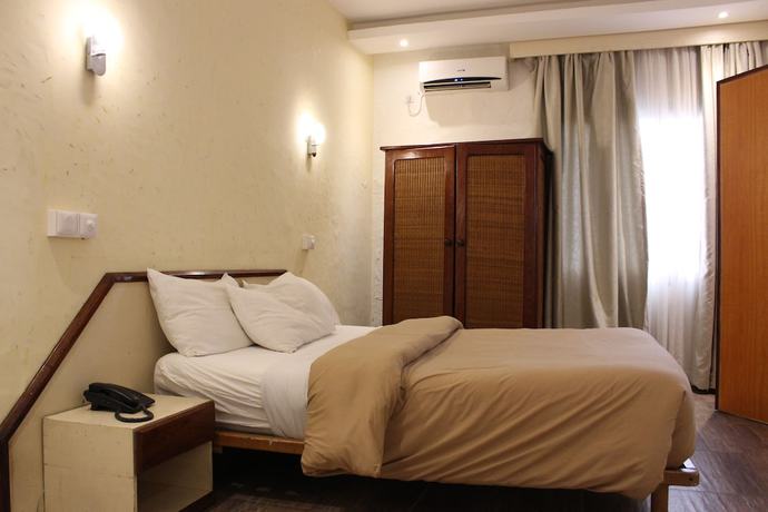 Imagen de la habitación del Hotel Lewat. Foto 13
