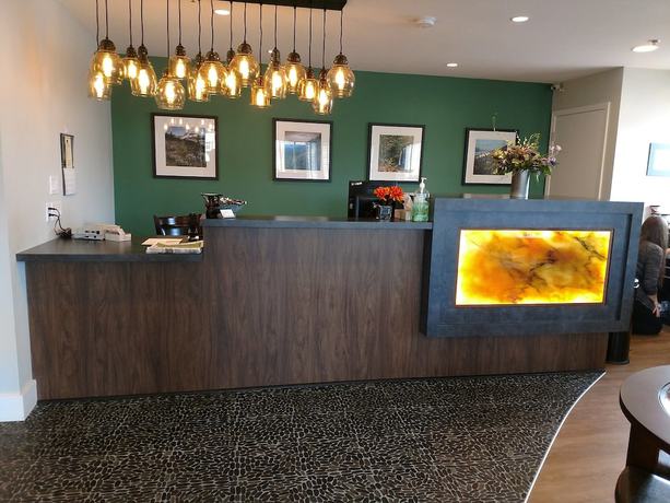 Imagen de los interiores del Hotel Lewis River Inn. Foto 17