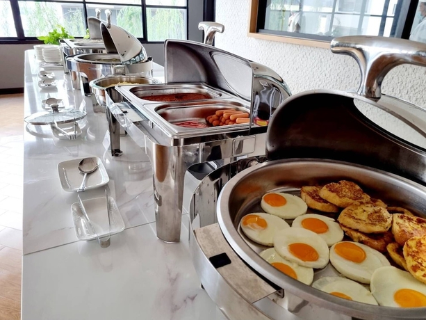 Imagen del bar/restaurante del Hotel Lewit Pattaya, A Member Of Radisson Individuals. Foto 4