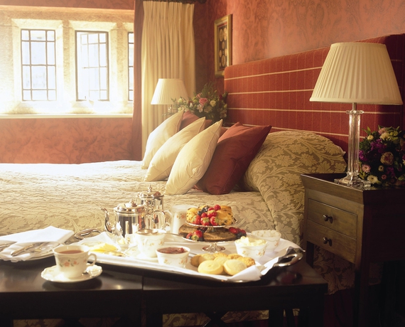 Imagen de la habitación del Hotel Lewtrenchard Manor. Foto 3