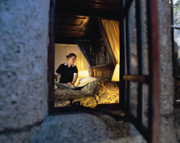 Imagen de la habitación del Hotel Lewtrenchard Manor. Foto 4