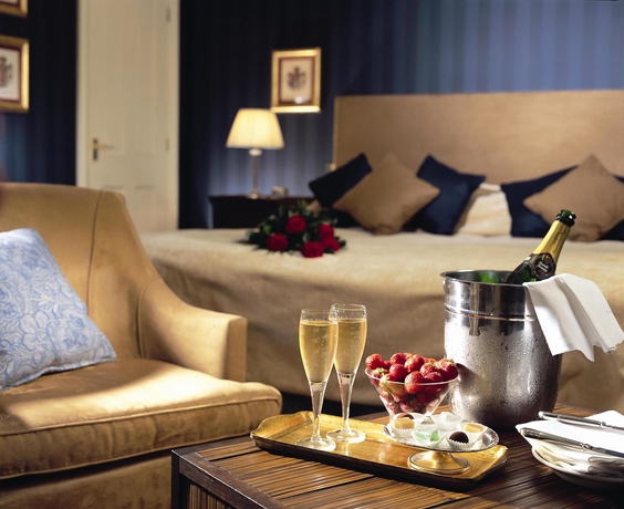 Imagen de la habitación del Hotel Lewtrenchard Manor. Foto 6