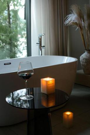 Imagen de la habitación del Hotel Lex River View. Foto 19