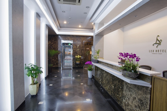 Imagen de los interiores del Hotel Lex Tourist. Foto 10