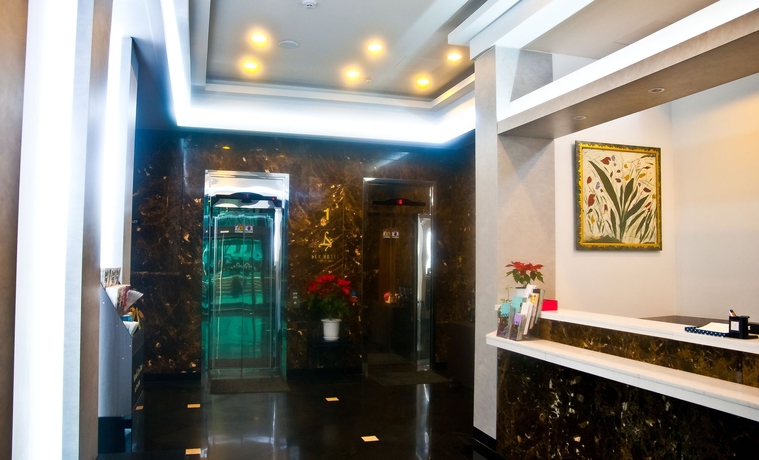 Imagen de los interiores del Hotel Lex Tourist. Foto 11