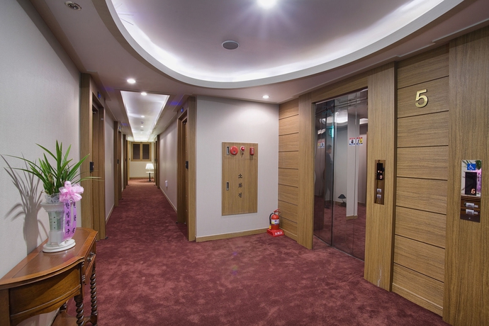 Imagen general del Hotel Lex Tourist. Foto 4