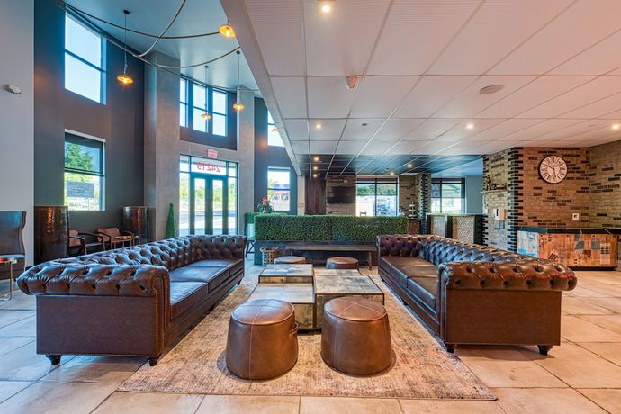 Imagen de los interiores del Hotel Lexen Newhall & Santa Clarita. Foto 19
