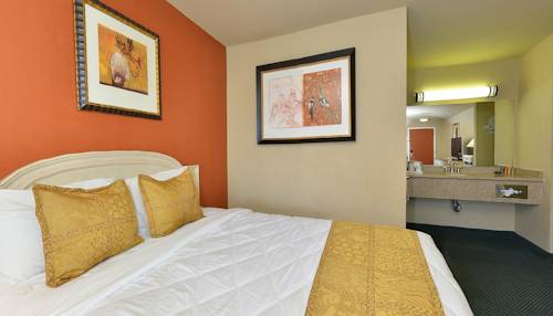 Imagen de la habitación del Hotel Lexington Inn & Suites Yuba City. Foto 8