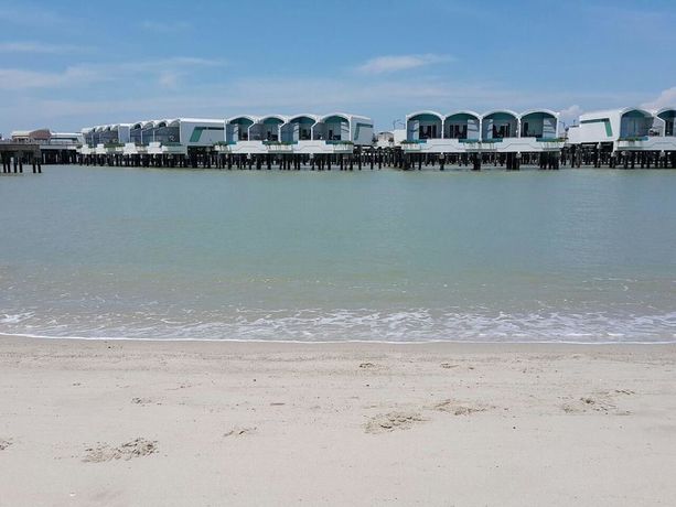 Imagen de los exteriores del Hotel Lexis Hibiscus Port Dickson. Foto 10