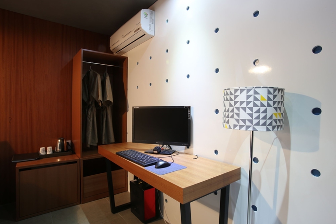 Imagen de la habitación del Hotel Lexy. Foto 7
