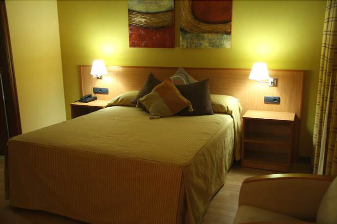 Imagen de la habitación del Hotel Leyton. Foto 8