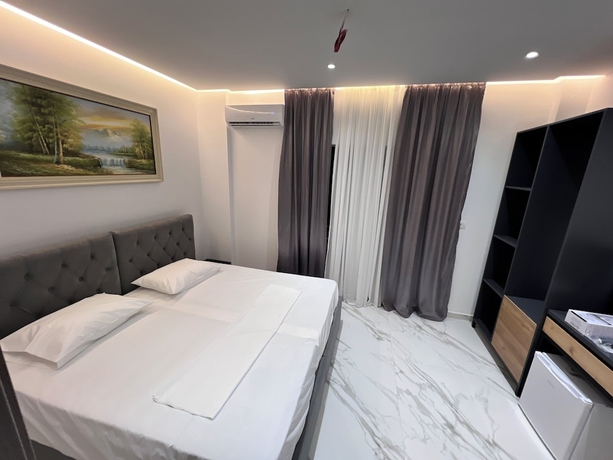 Imagen de la habitación del Hotel Lezet. Foto 15