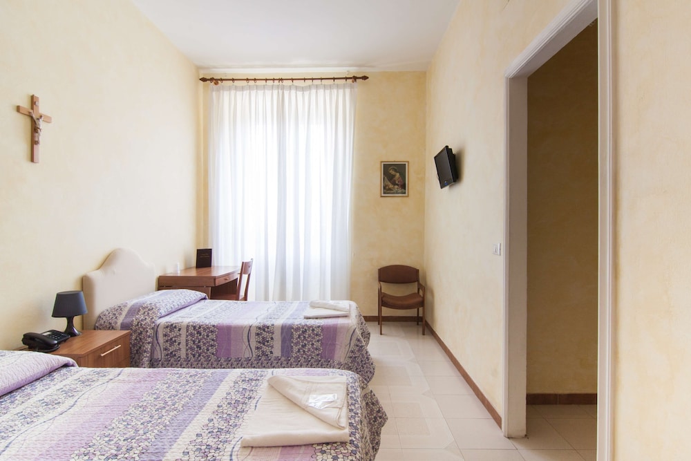 Imagen de la habitación del Hotel Lh Excel Roma Montemario. Foto 3