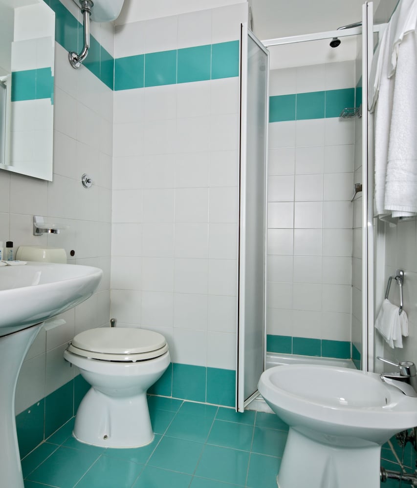 Imagen de la habitación del Hotel Lh Excel Roma Montemario. Foto 10