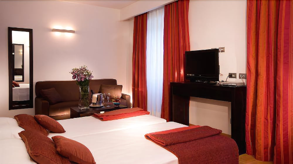 Imagen de la habitación del Hotel Lh Excel Roma Montemario. Foto 13