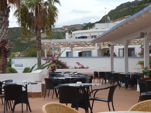 Imagen del bar/restaurante del Hotel Lh Pedraladda Resort. Foto 5