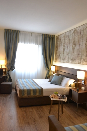 Imagen de la habitación del Hotel Lh Sirio Venice. Foto 9