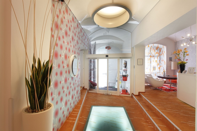 Imagen de los interiores del Hotel Lh Vintage Design Sax. Foto 16