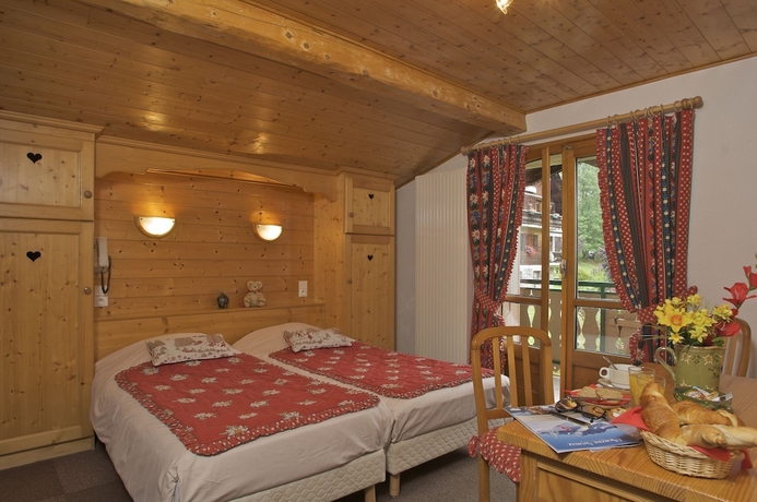 Imagen de la habitación del Hotel L'hermine Blanche. Foto 3