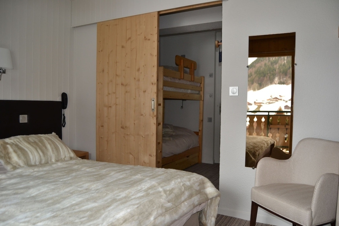 Imagen de la habitación del Hotel L'hermine Blanche. Foto 6