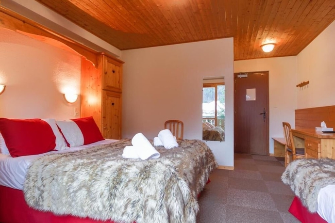 Imagen de la habitación del Hotel L'hermine Blanche. Foto 7