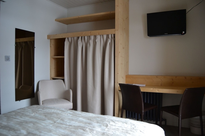 Imagen de la habitación del Hotel L'hermine Blanche. Foto 14