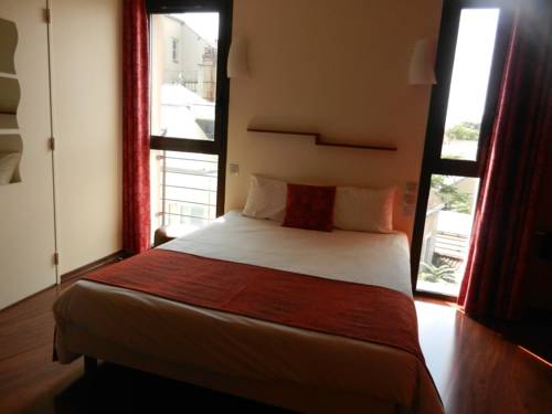 Imagen de la habitación del Hotel L'h&ocirc;tel, CHARTRES. Foto 5