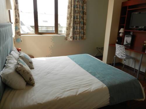 Imagen de la habitación del Hotel L'h&ocirc;tel, CHARTRES. Foto 8