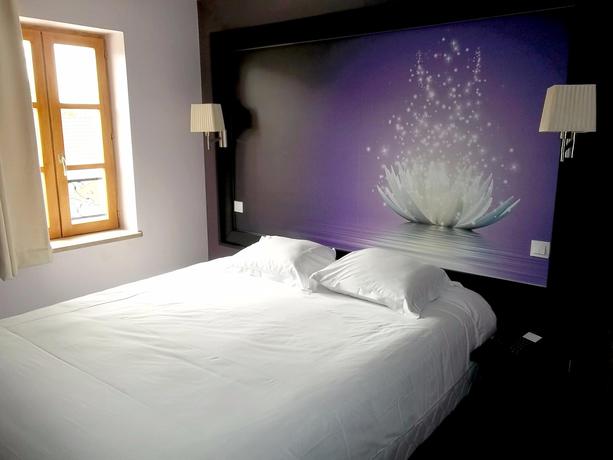 Imagen de la habitación del Hotel L'hôtel D'arc. Foto 5