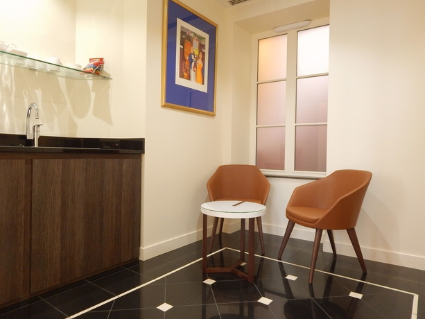 Imagen de los interiores del Hotel L'hôtel De Beaune. Foto 16