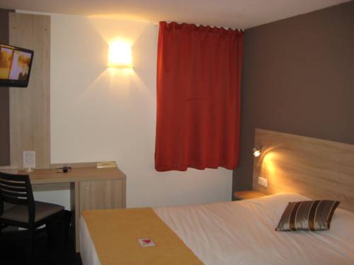 Imagen de la habitación del Hotel L'h&ocirc;tel Des Trois Massifs. Foto 5