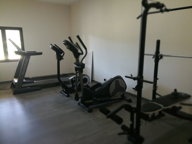 Imagen de los interiores del Hotel L'h&ocirc;tel Du Lac, Casteljaloux. Foto 19