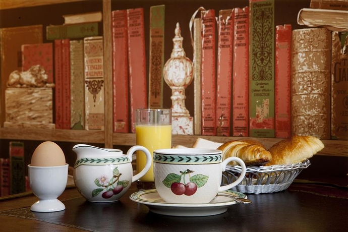 Imagen del bar/restaurante del Hotel L'hôtel Royal Saint Germain. Foto 3