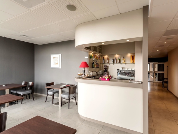 Imagen del bar/restaurante del Hotel L'horizon. Foto 3