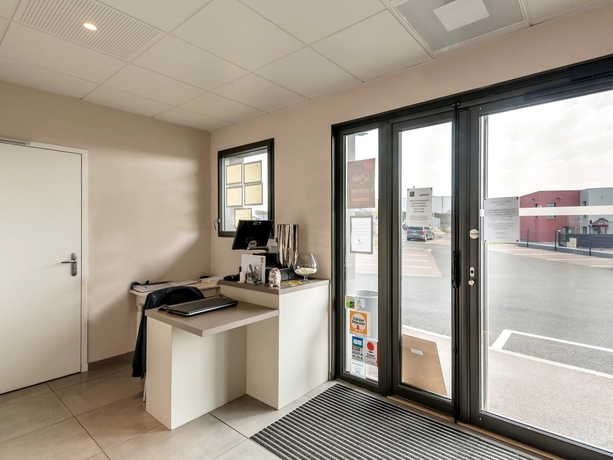 Imagen de los interiores del Hotel L'horizon. Foto 18