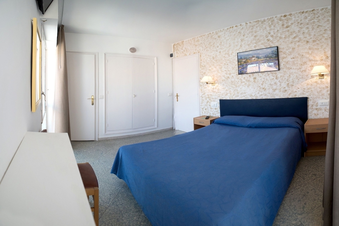 Imagen de la habitación del Hotel L'hostalet De Tossa. Foto 7