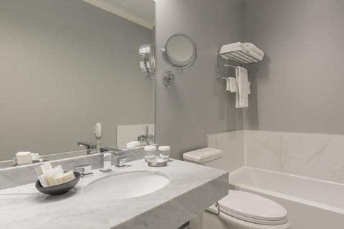 Imagen general del Hotel Lhotel Montreal. Foto 2