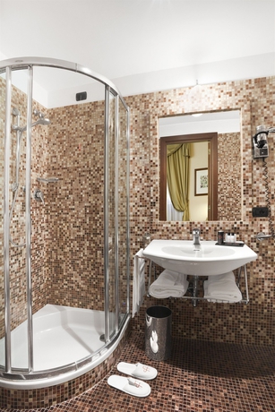 Imagen de la habitación del Hotel Lhp River and Spa. Foto 3