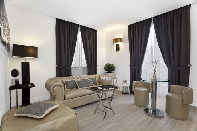 Imagen de los interiores del Hotel Lhp Santa Margherita Palace and Spa. Foto 15