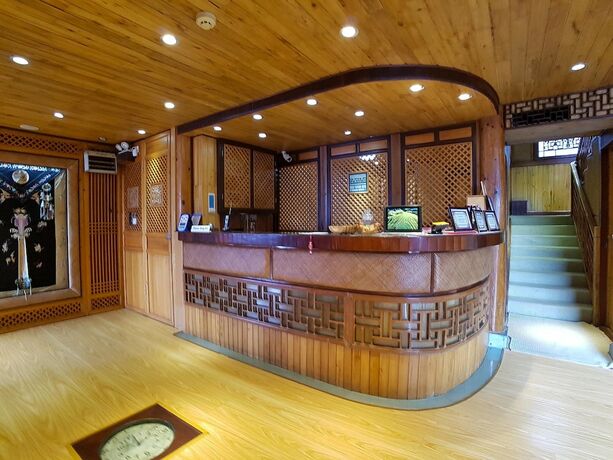 Imagen de los interiores del Hotel Li An Lodge. Foto 20