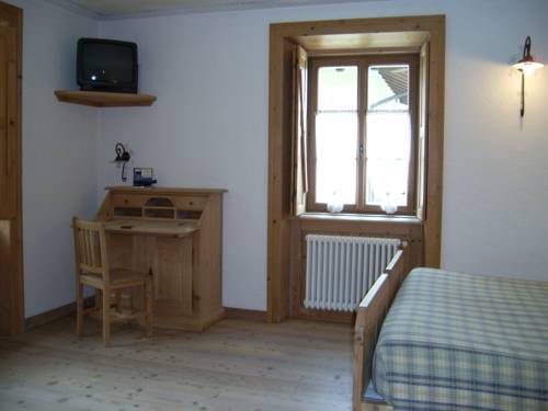 Imagen de la habitación del Hotel Li Arnoga. Foto 7
